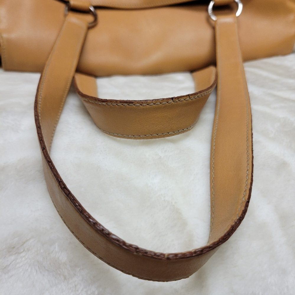 SALVATORE FERRAGAMO NICCIOLA CALF LEATHER SHOULDER BAG - Picture 14 of 16